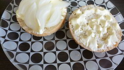 горячий бутерброд с шампиньонами