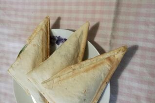 Яблочные пирожки из лаваша в бутерброднице