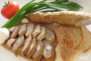 Домашняя колбаса в свиной сетке