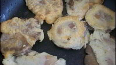 грибные шляпки жаренные в кляре