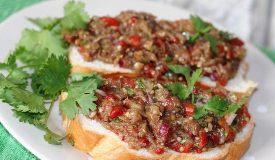 Рецепт икры из баклажан через мясорубку