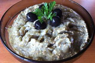 Икра из баклажанов с луком