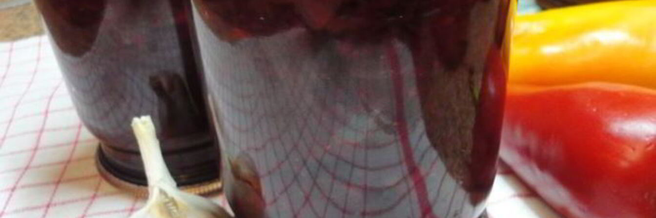 Свекольная икра с кориандром