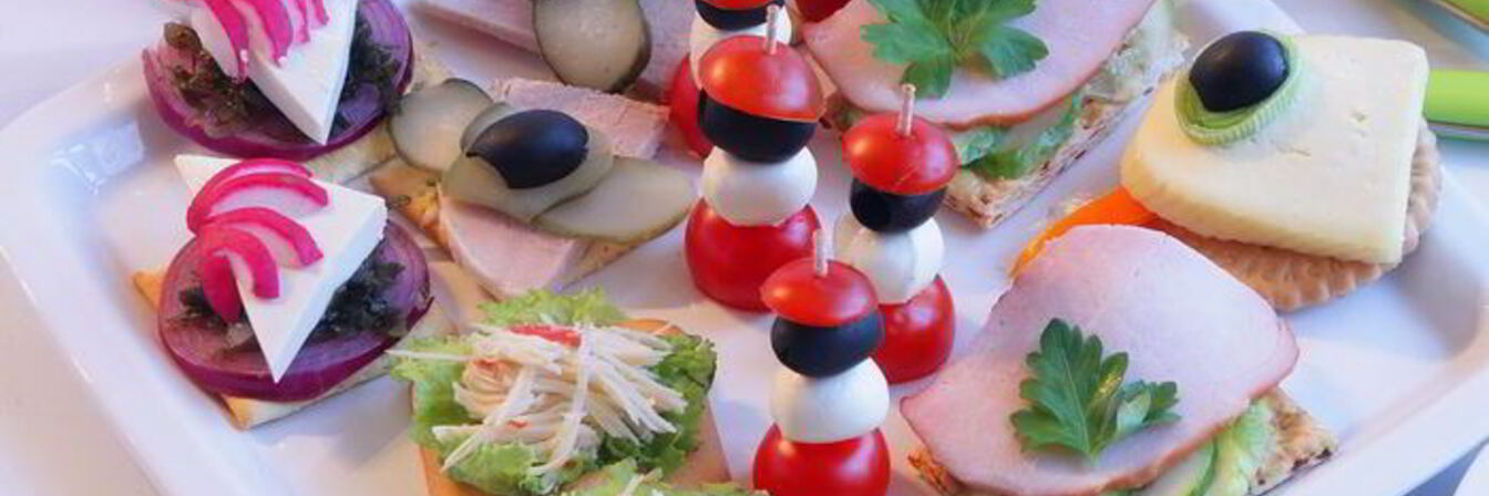 Канапе с бужениной