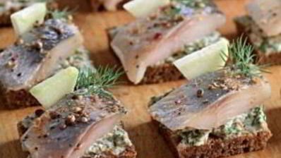 канапе с сельдью