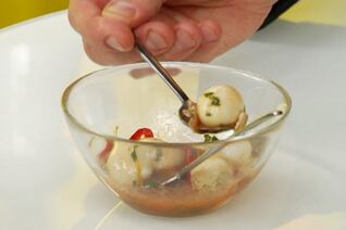 Маринованные яйца