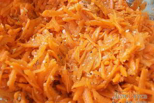 Морковка по-корейски