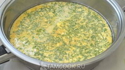 омлет с творогом на сковороде