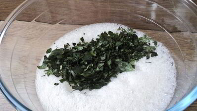 омлет с зеленым горошком