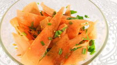 острая закуска из моркови в восточном стиле