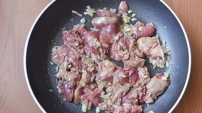 паштет из куриной печени с черносливом и грецкими орехами