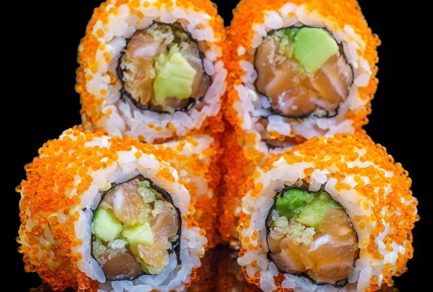 Хрустящий ролл с лососем