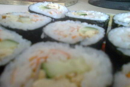 Роллы и гунканы