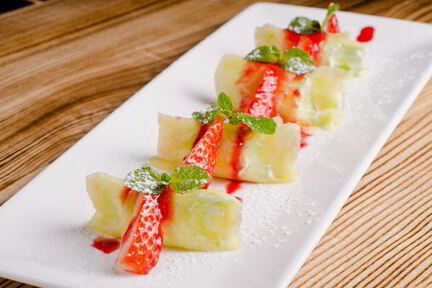 Роллы из ананаса