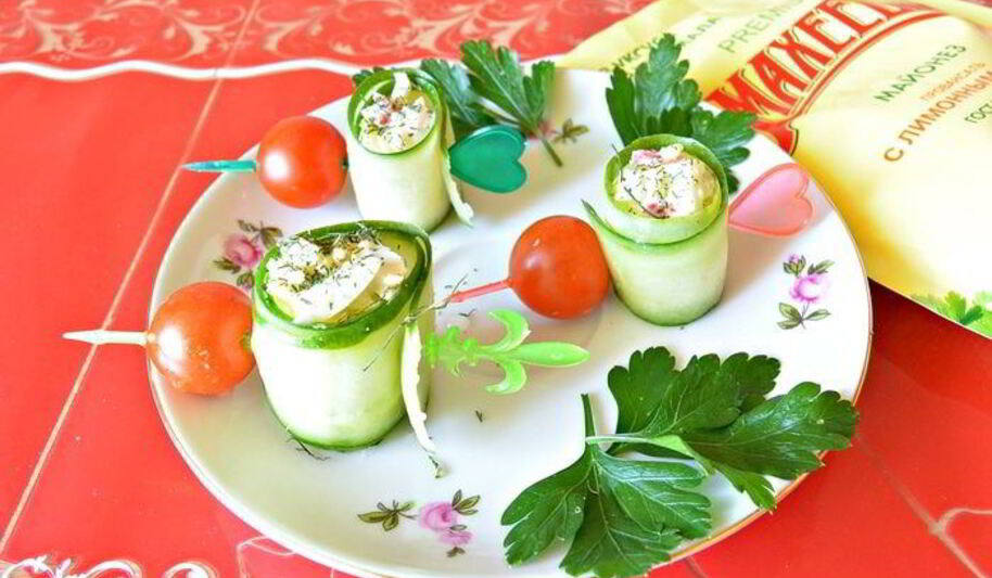 Рецепт роллов из огурца с крабовыми палочками