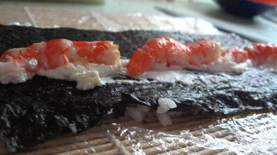 роллы с креветками