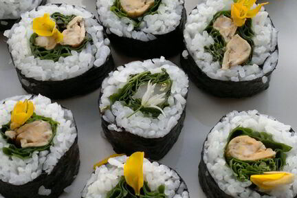 Роллы с мидиями