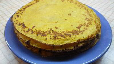 блинные рулетики из тыквы с копченостями и йогуртом