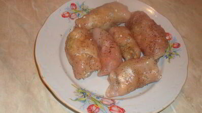 куриные рулетики с ореховой начинкой