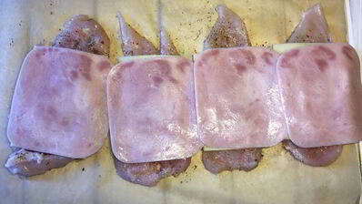 куриные рулеты с ветчиной и сыром