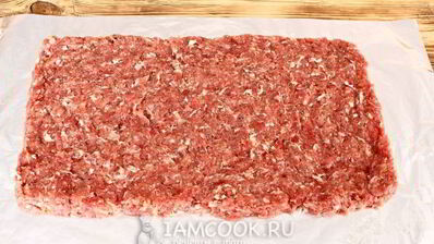 мясной рулет с начинкой из брокколи