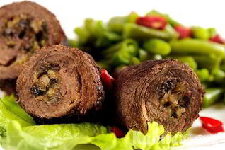 Мясные рулетики с грибами