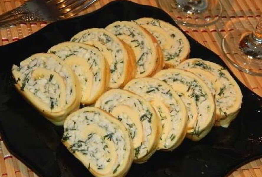 Нежный рулет из кальмаров