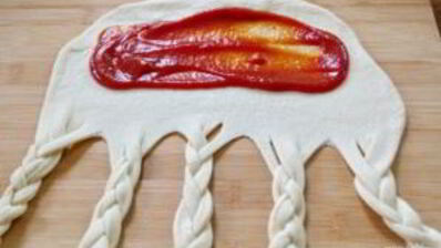 плетеный рулет с сюрпризом