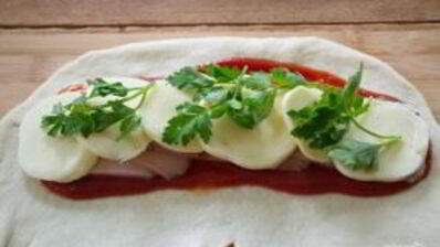 плетеный рулет с сюрпризом