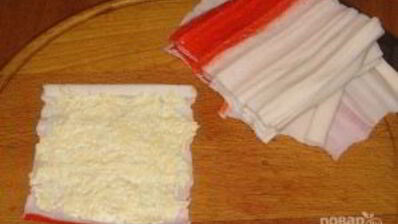 рулет из крабовых палочек