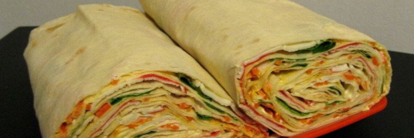 Рулет с крабовыми палочками