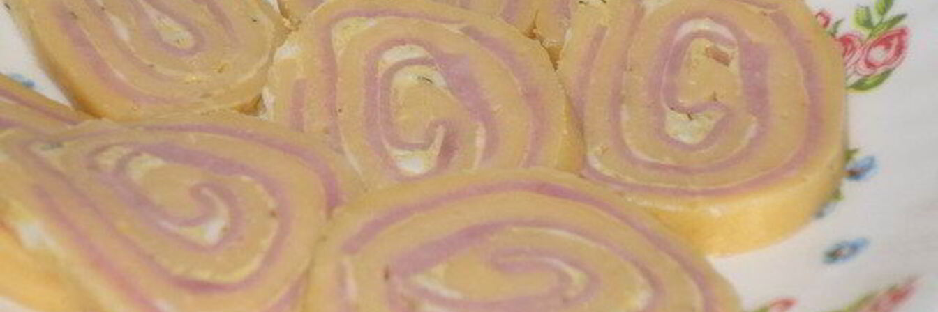 Рулет сырный с ветчиной и фетой