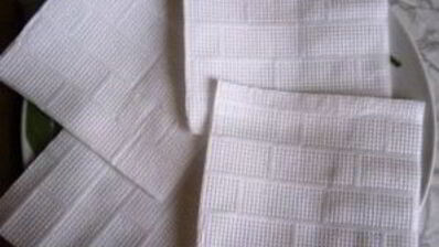 рулетики из баклажанов с помидорами