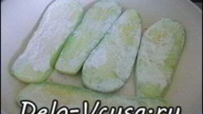 рулетики из кабачков с плавленым сыром, чесноком и зеленью