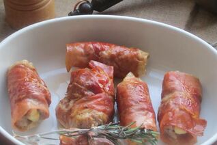 Рулетики из свинины в ветчине с пармезаном