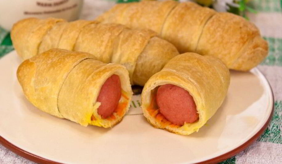 Рецепт сосисок в слоеном тесте
