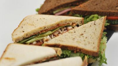 сэндвич с цыпленком