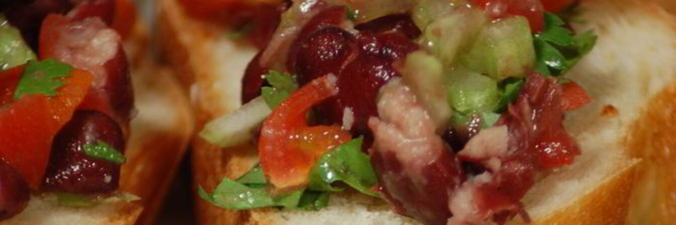 Сэндвичи с фасолевым дипом