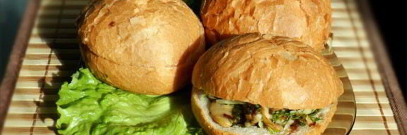 Сэндвичи с начинкой из грибов и сыра