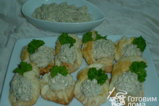 Тарталетки с тунцово-яичным паштетом