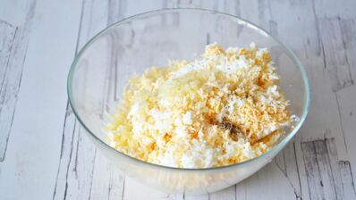 тарталетки с яйцом