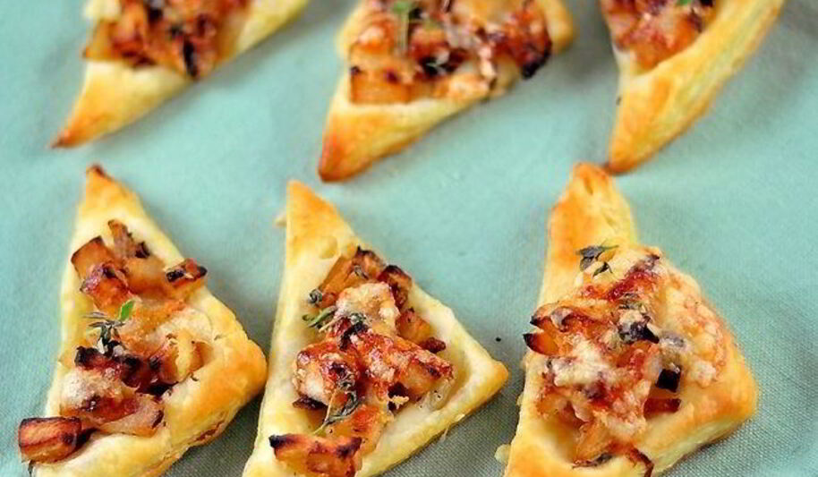 Рецепт яблочно-луковых тарталетки