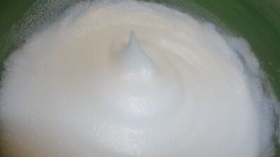 маковый тарт с творожным суфле и ганашем