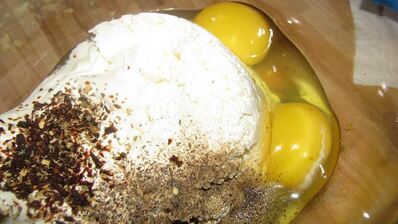 тарт 3 сыра с пореем, балыком и оливками