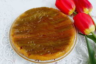 Тарт с ревенем и кардамоном