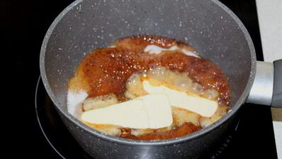 тарт с ревенем и кардамоном