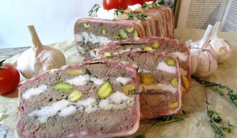 Рецепт террина из курицы с фисташками и печенью