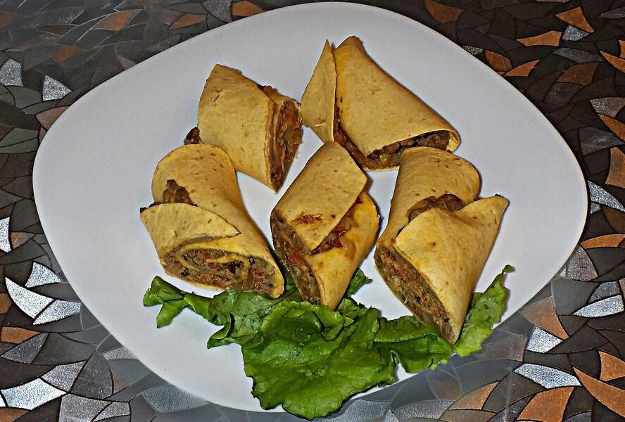 Тортилья домашняя с начинкой