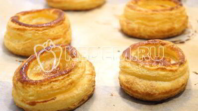 волованы с сырной начинкой и грибами