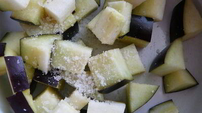 картофель с шампиньонами и яичницей